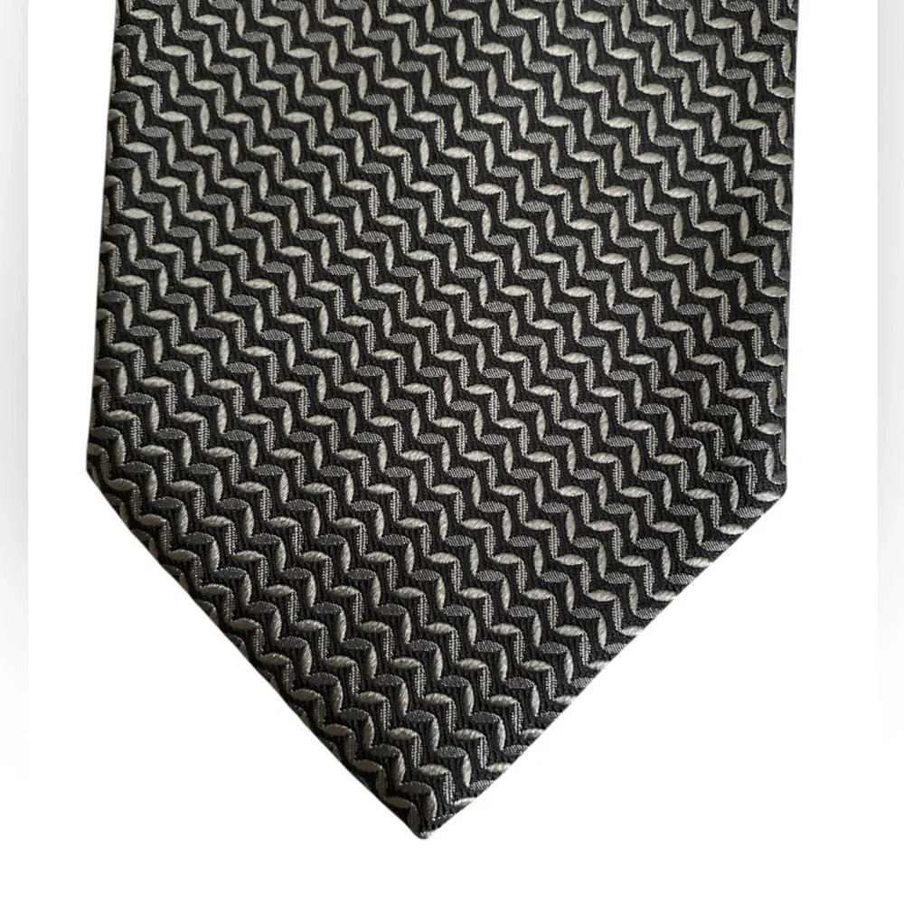 Giorgio Armani Collezioni Black White Geometric Pattern Necktie Italy Made VTG